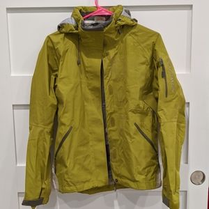 Salomon jacket water proof hood XS green